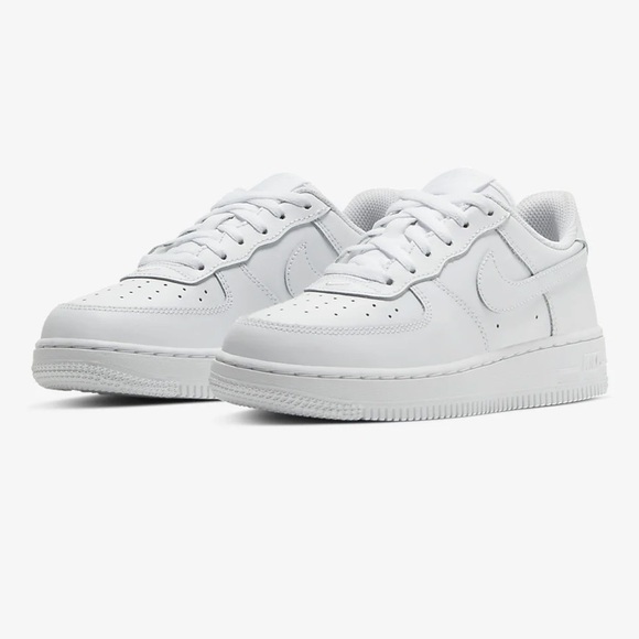Nike Other - Nike Force 1 Classic Leather Sneakers